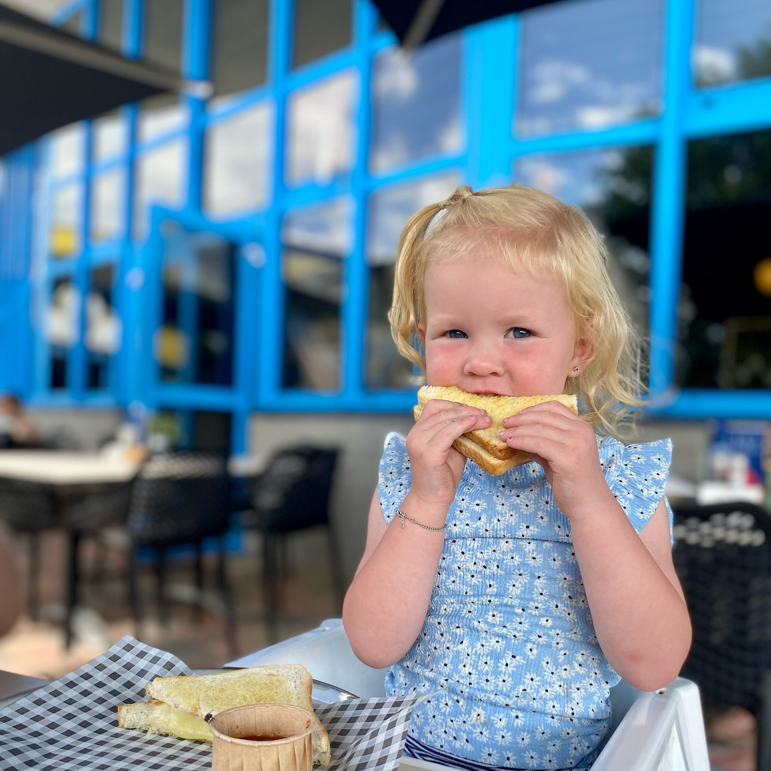 64b3c3e6 dc35 4dd9 98bb fcbdc1ba99ea