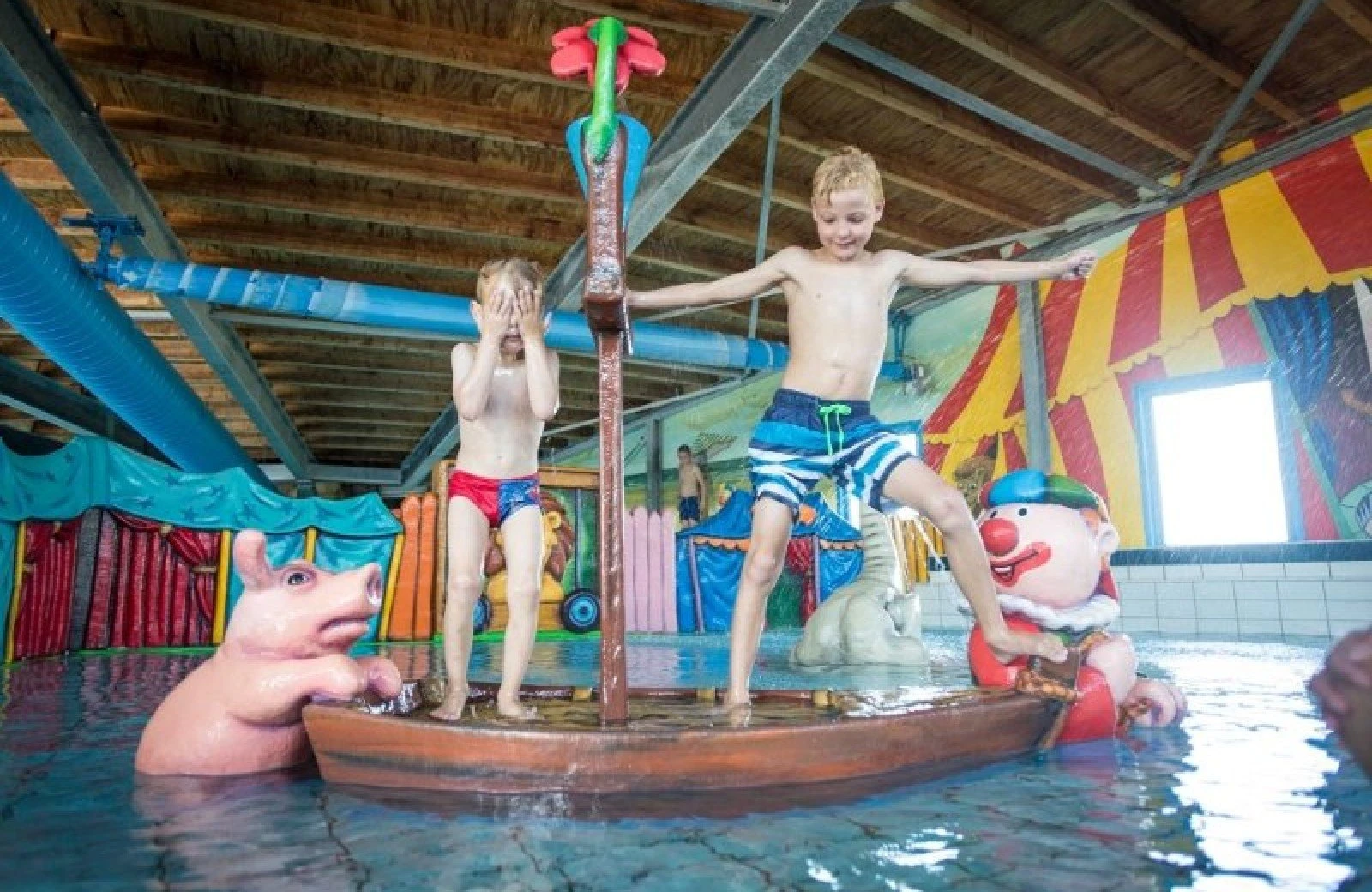 Camping noord holland aan zee met zwembad